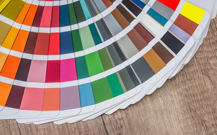 Fächer mit Farben Fächer mit Farben