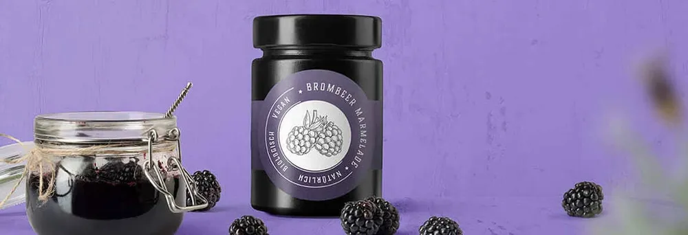 Marmelade mit Etikett Marmelade mit Etikett